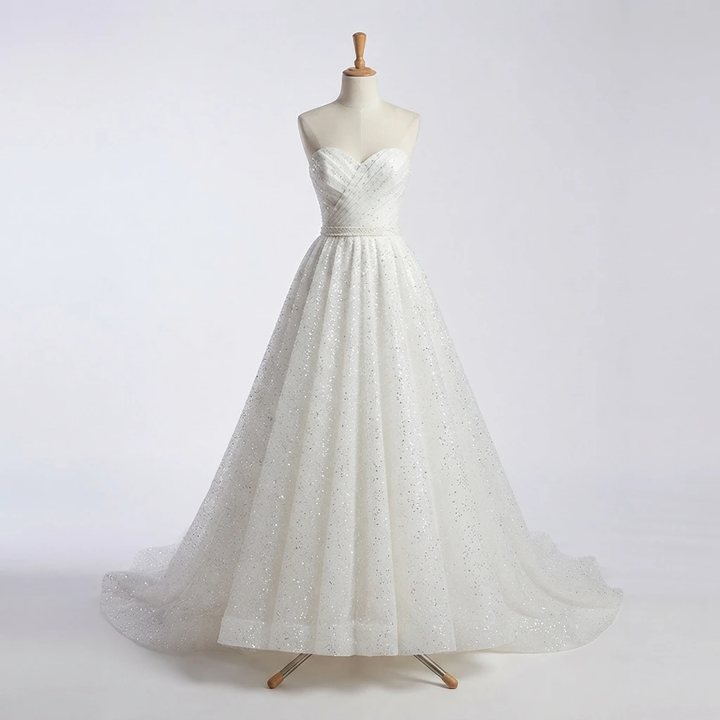 Tyto šaty